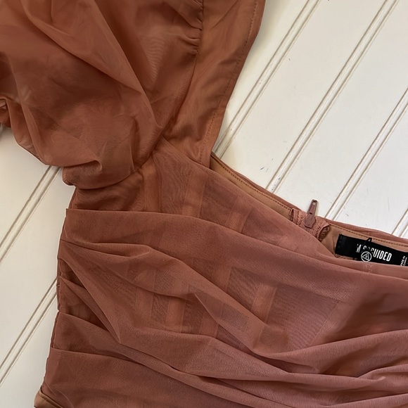 NWT Missguided blush corset style cropped top - Picture 2 of 5